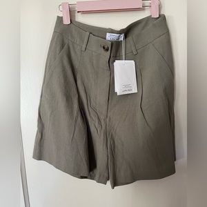 &Other Stories Linen Shorts